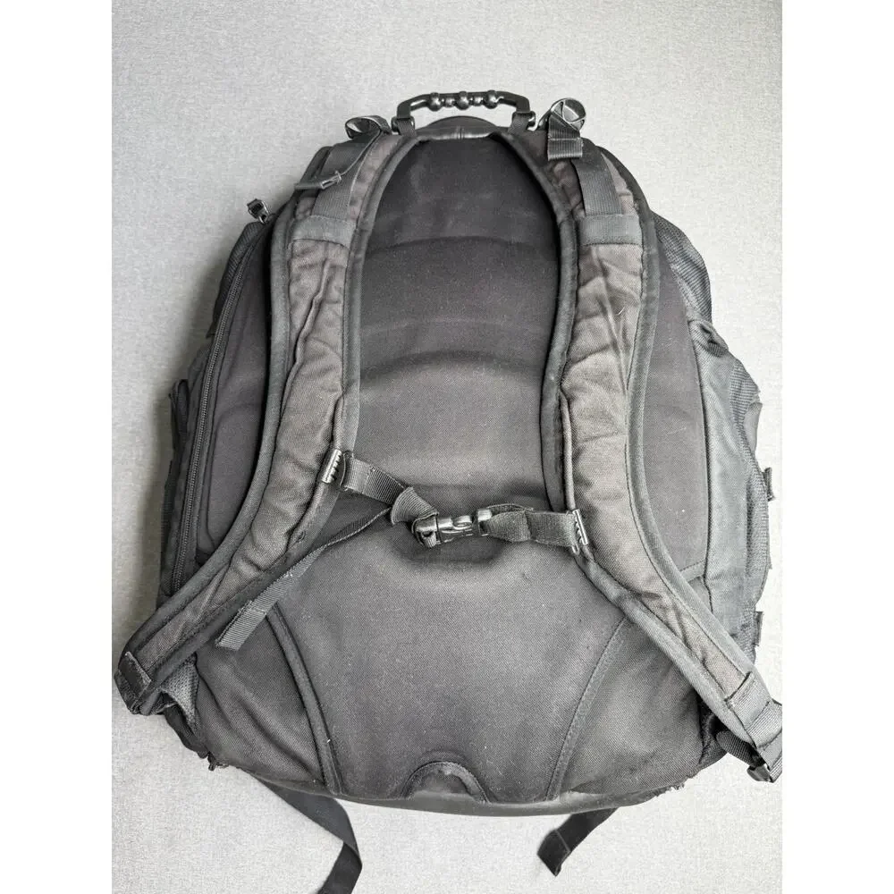OAKLEY Tactical Backpack Field Gear Kitchen Sink Gear SOF Black 20-S1242-B